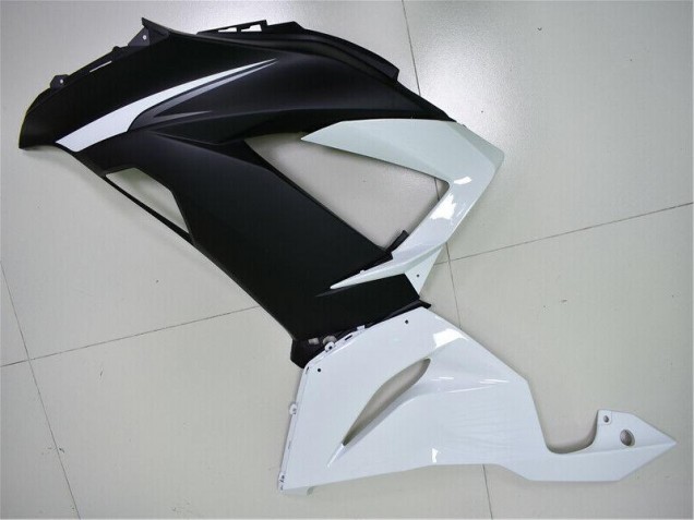ABS Plástica ZX6R 13-18 - Blanco Negro ABS Plástica ZX6R 13-18 - Blanco Negro