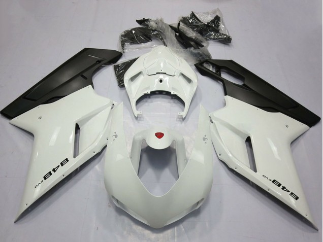 Carenados Moto Ducati 848 2007-2014 - Blanco Perla Negro Mate Fabricantes