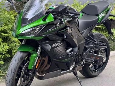 Carenados Moto Kawasaki Z1000SX 2020-2025 - Negro Gris Verde Ninja Fabricantes
