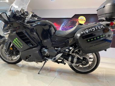 Carenados Moto Kawasaki GTR1400/ZG1400 2007-2009 - Negro Monstruo Fabricantes