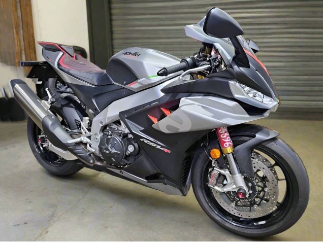 Carenados Moto Aprilia RSV4 1100 2021-2024 - Plata Brillante Negro Mate Fabricantes