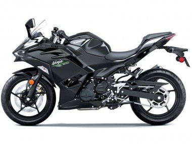 Carenados Moto Kawasaki Ninja 500 EX500R 2024-2025 - Negro Brillante Fabricantes