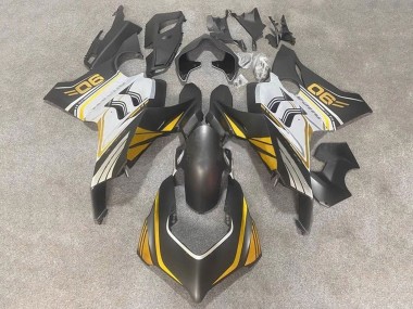 Carenados Moto Ducati Panigale V4 V4S 2020-2021 - Blanco Oro Negro Mate Fabricantes