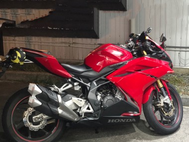 Carenado Moto Honda CBR250RR 2017-2022 - Rojo Negro Mate Fabricantes