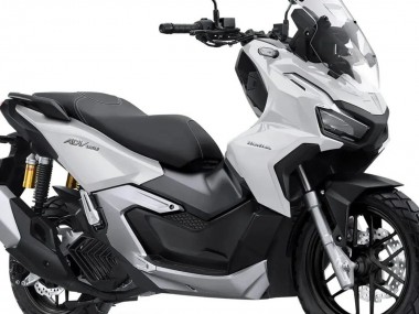 Carenados Moto Honda ADV160 2022-2024 - Blanco Negro Fabricantes